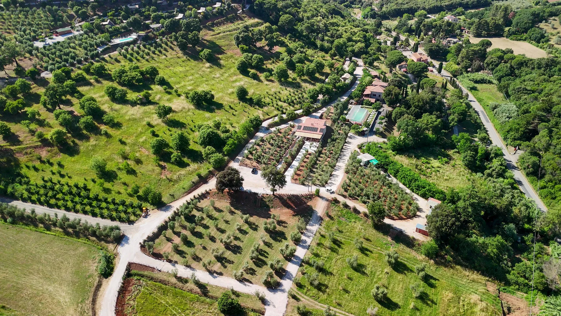 The Il Castagno Toscana farmhouse on the hills